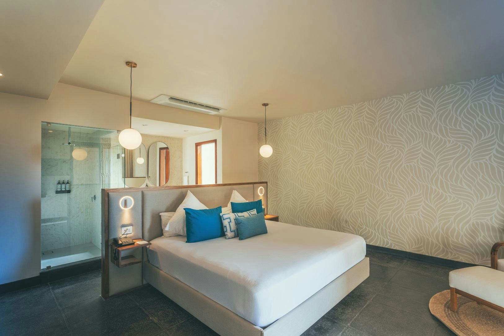 Panoramic Ocean View Suite - Bedroom