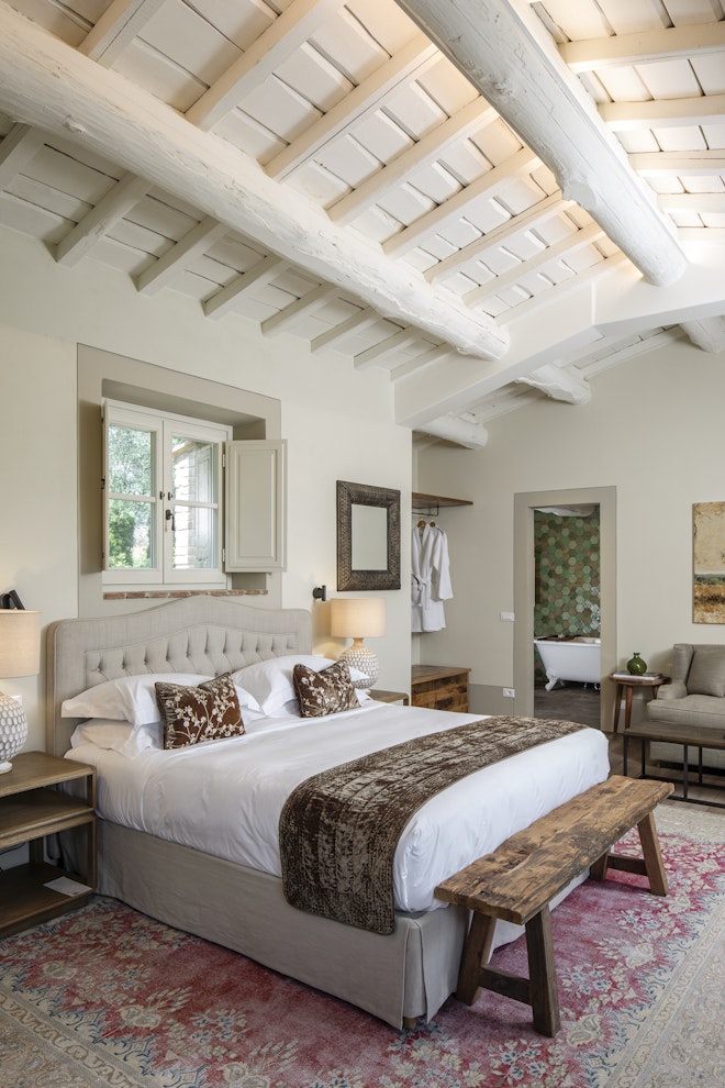Suite - Bedroom