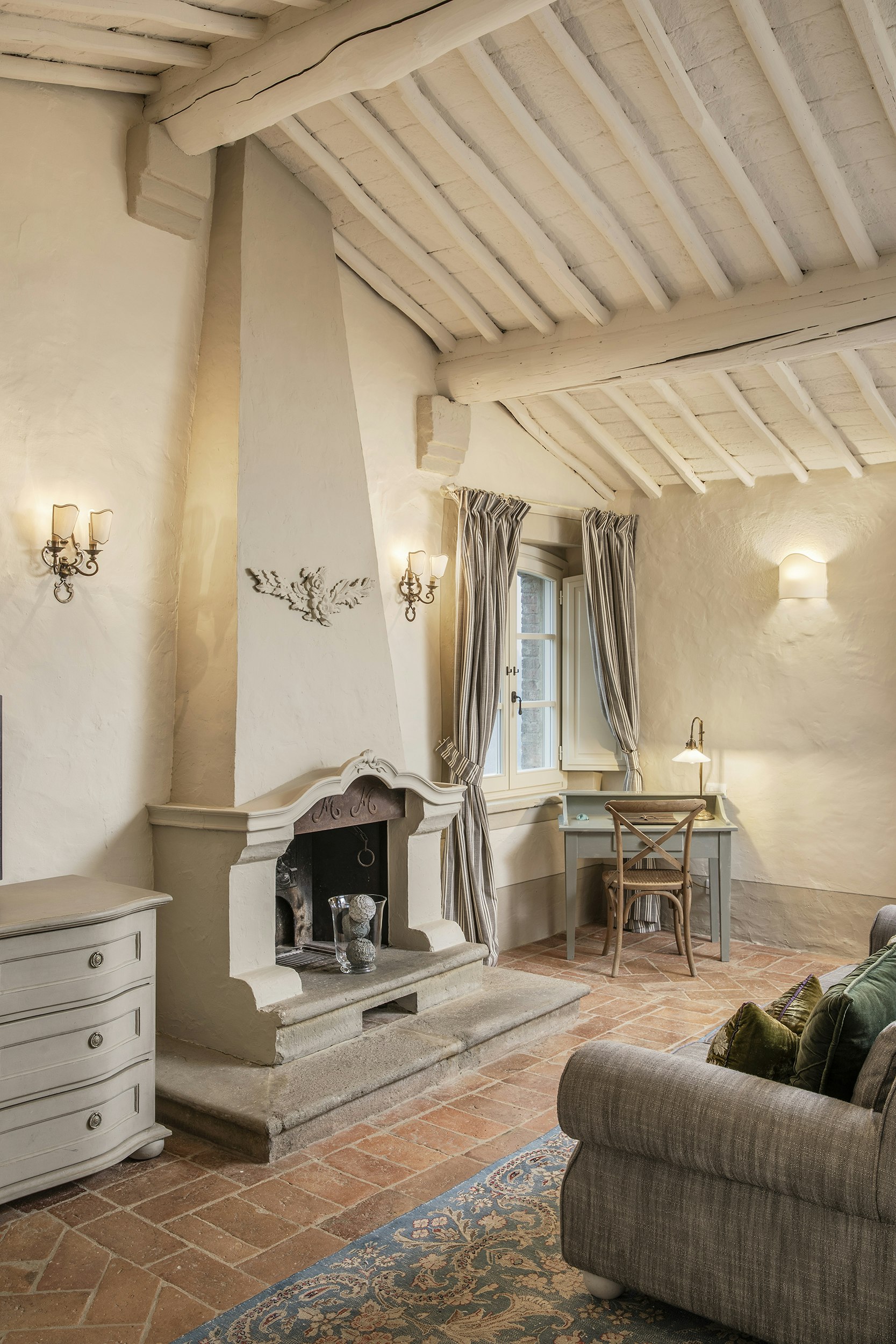 Junior Suite - Living Area