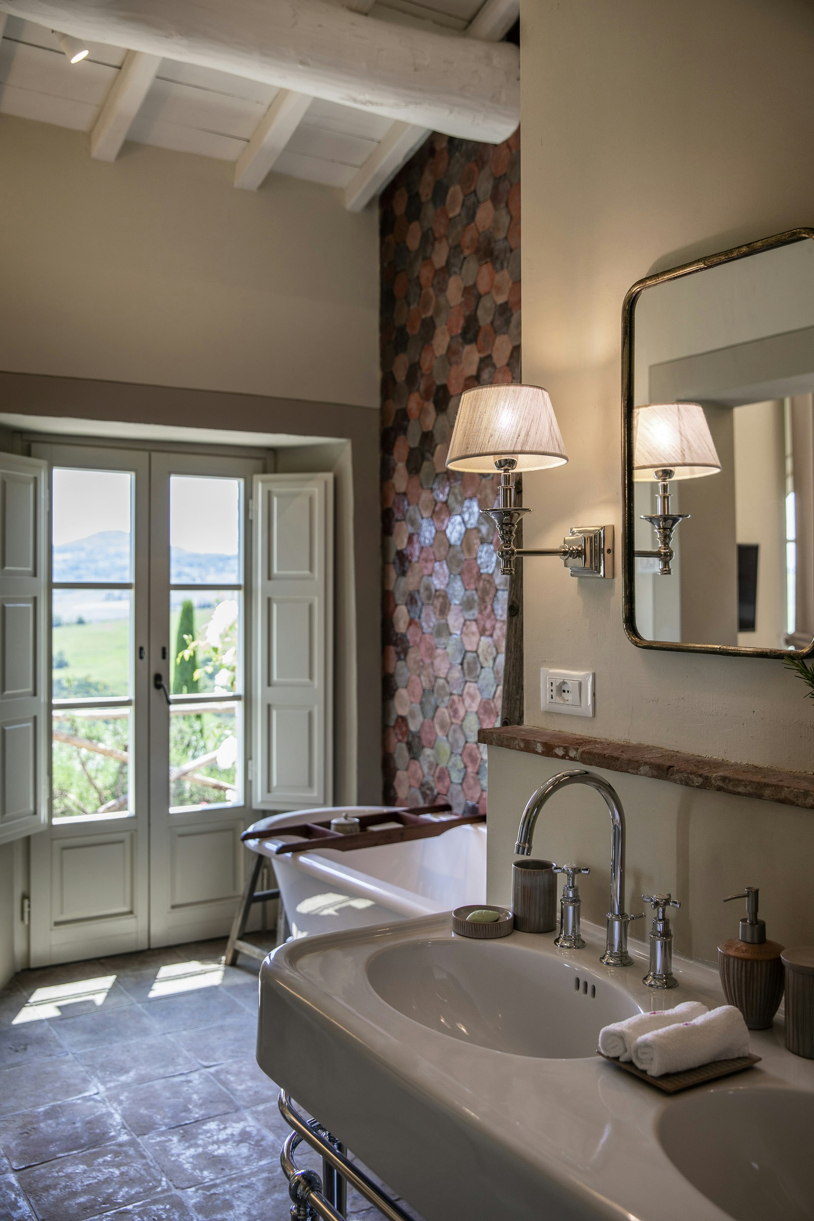 Grand Suite - Bathroom