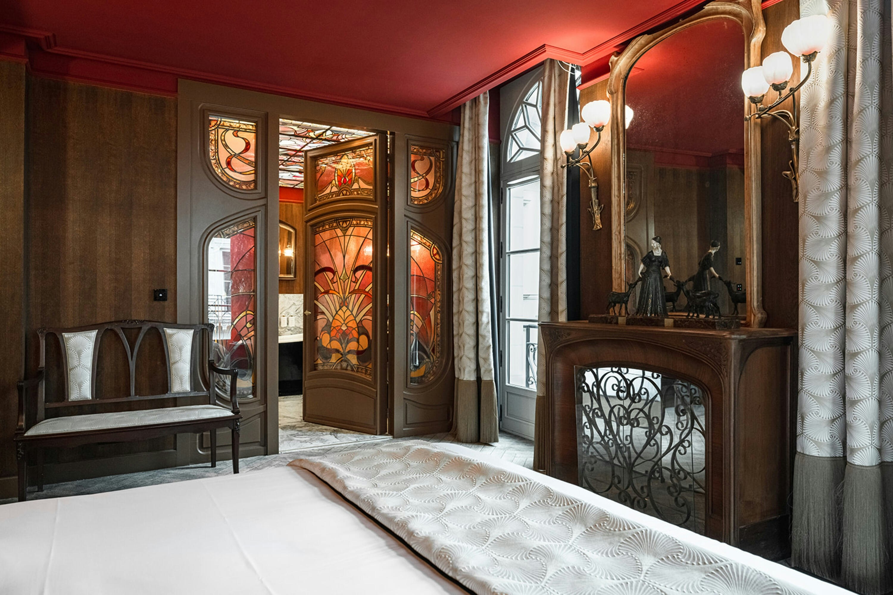 Folies à Paris - Bedroom