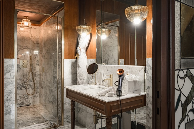 La Belle Époque - Bathroom