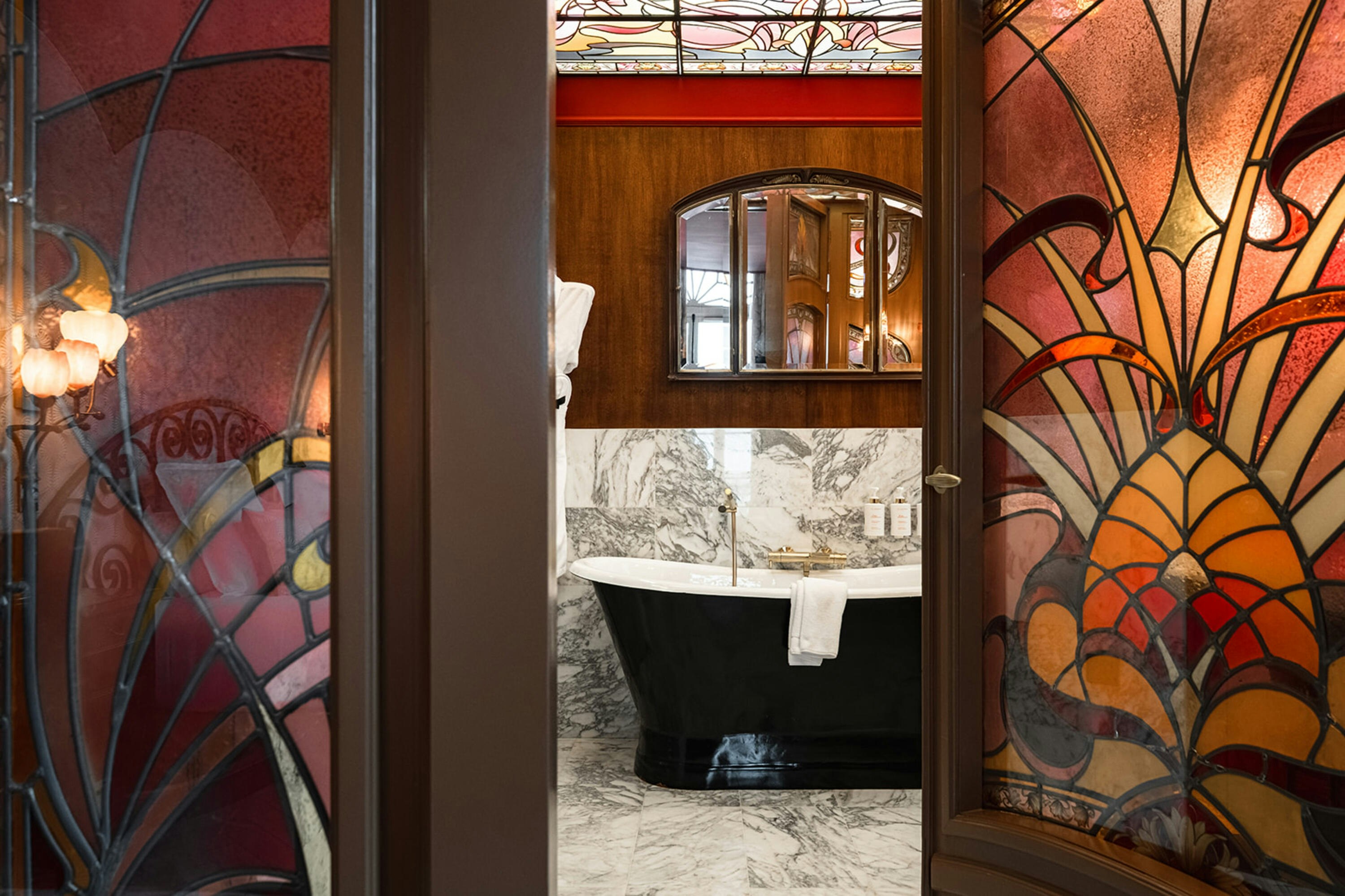 Folies à Paris - Bathroom