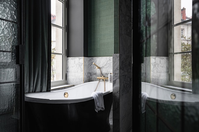 L'Envolée des Grues Sacrées - Bathroom