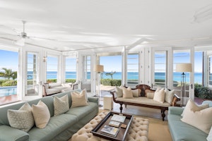 Santosha Villa Estate - Living Area