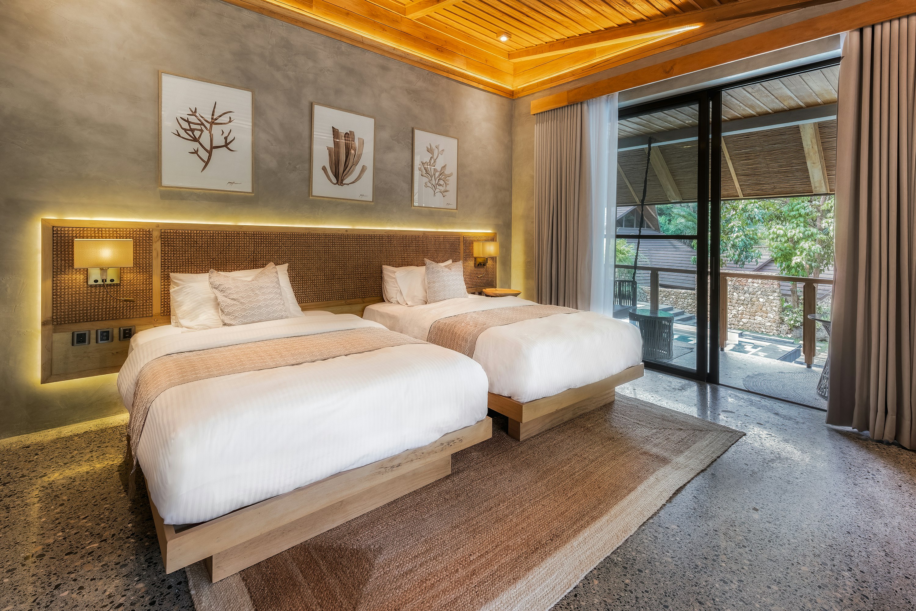 Poolside Suites Double