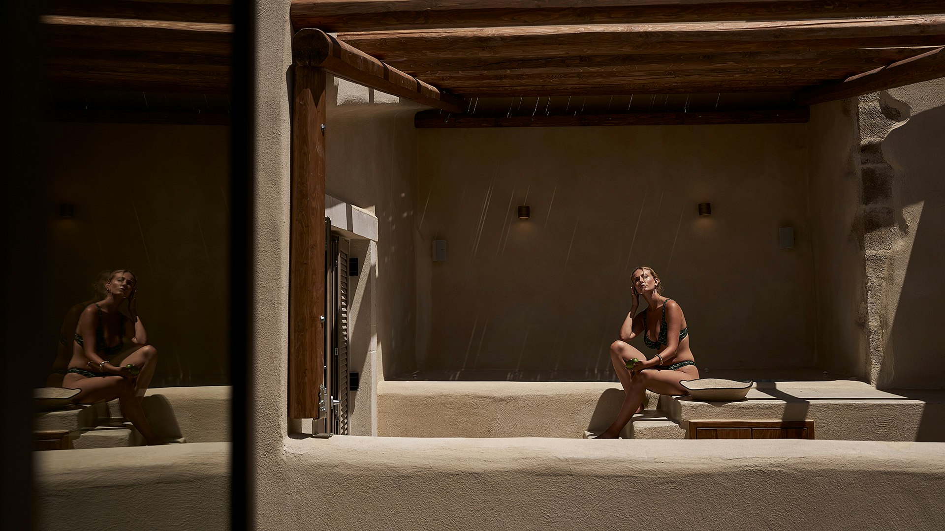 Suite with Hot Tub - Exterior