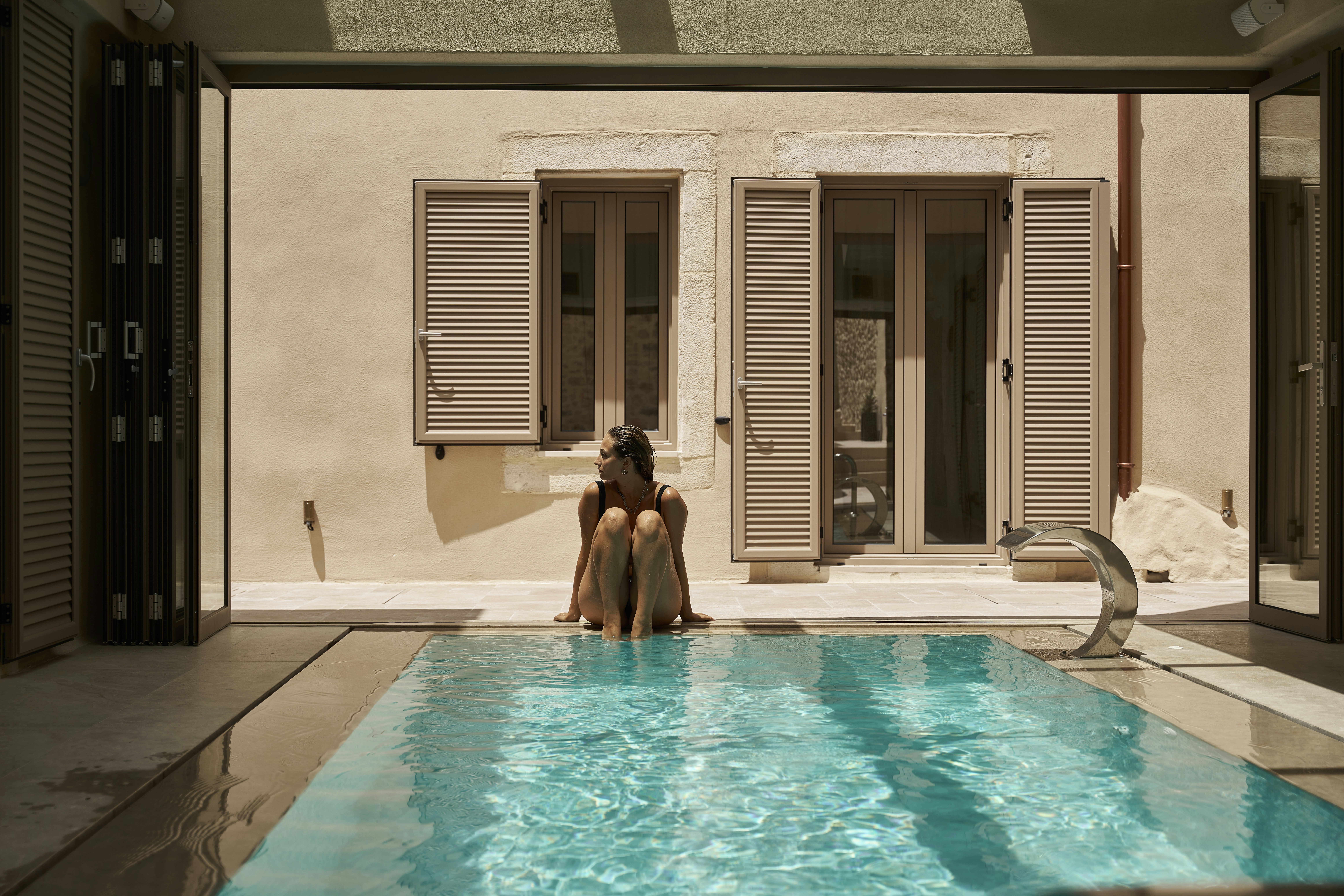 Indoor-outdoor shared pool