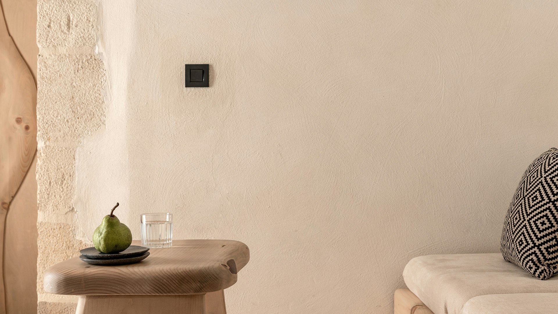 Deluxe Suite - Room Details