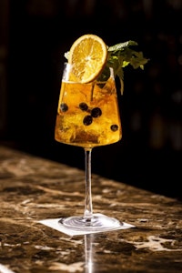 EMME BAR