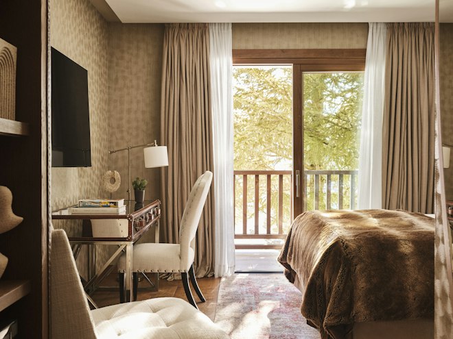 Maribel Deluxe Room - Bedroom