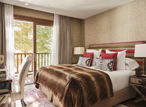 Maribel Deluxe Room - Bedroom