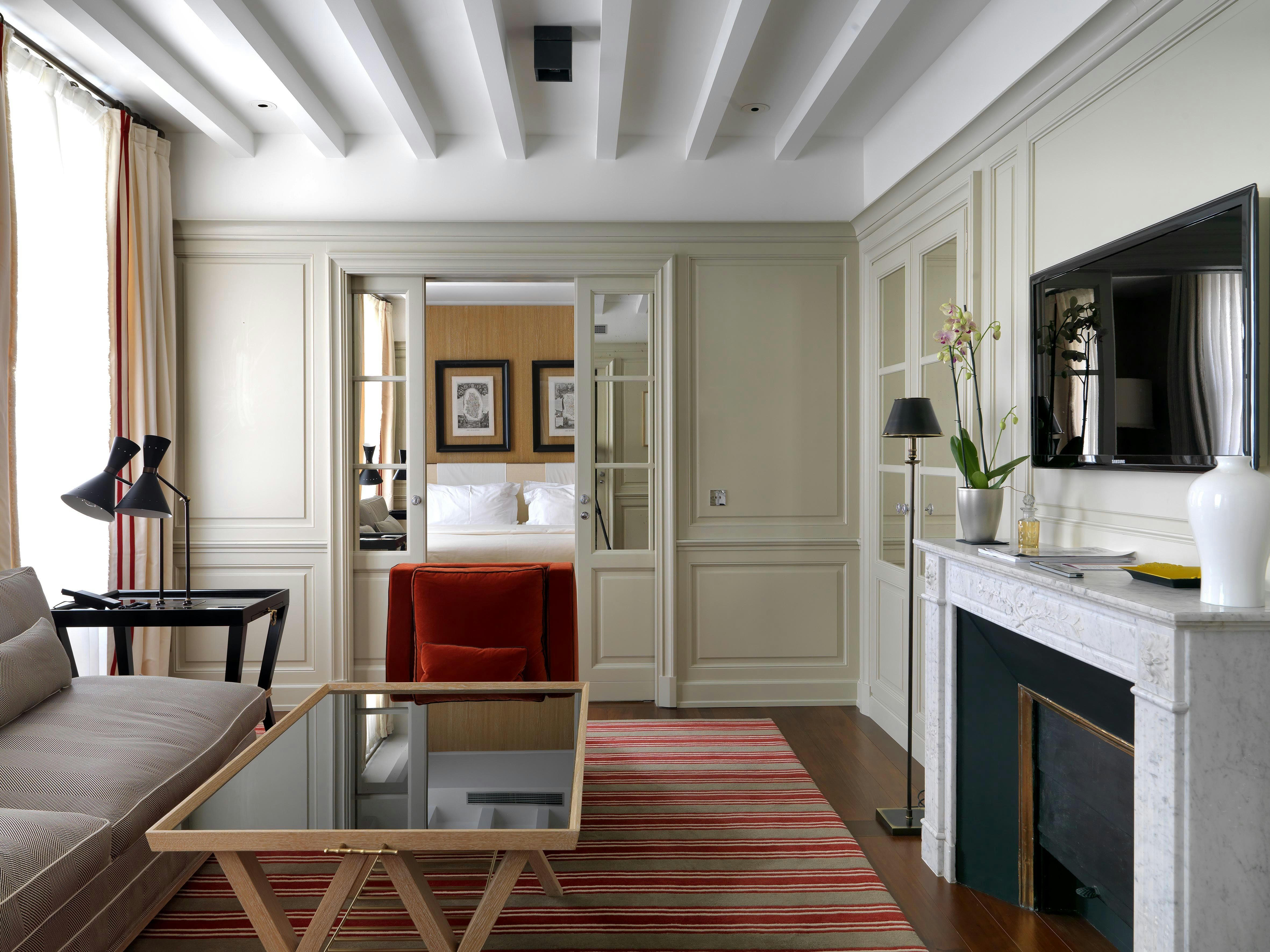 Executive Suite - Living Area