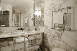 Superior Suite Bathroom