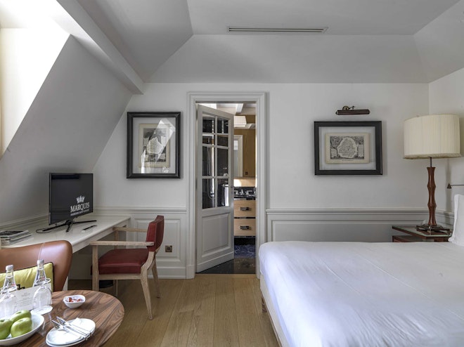 Junior Suite - Bedroom