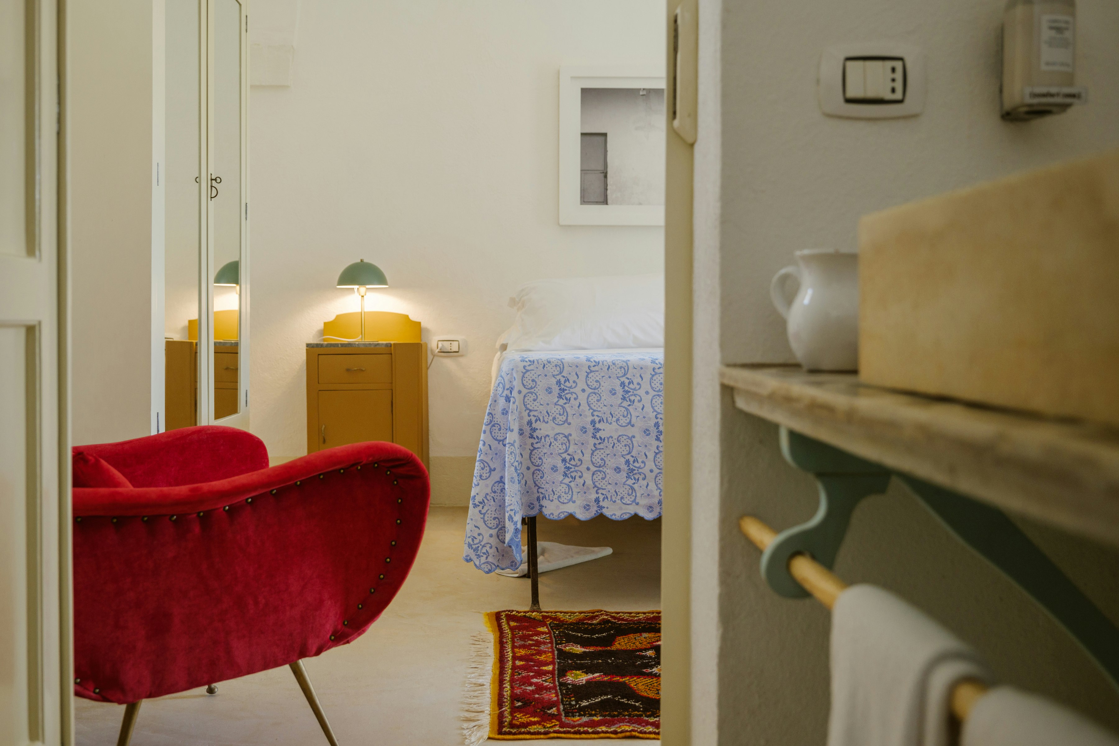 Deluxe Room - Room Details