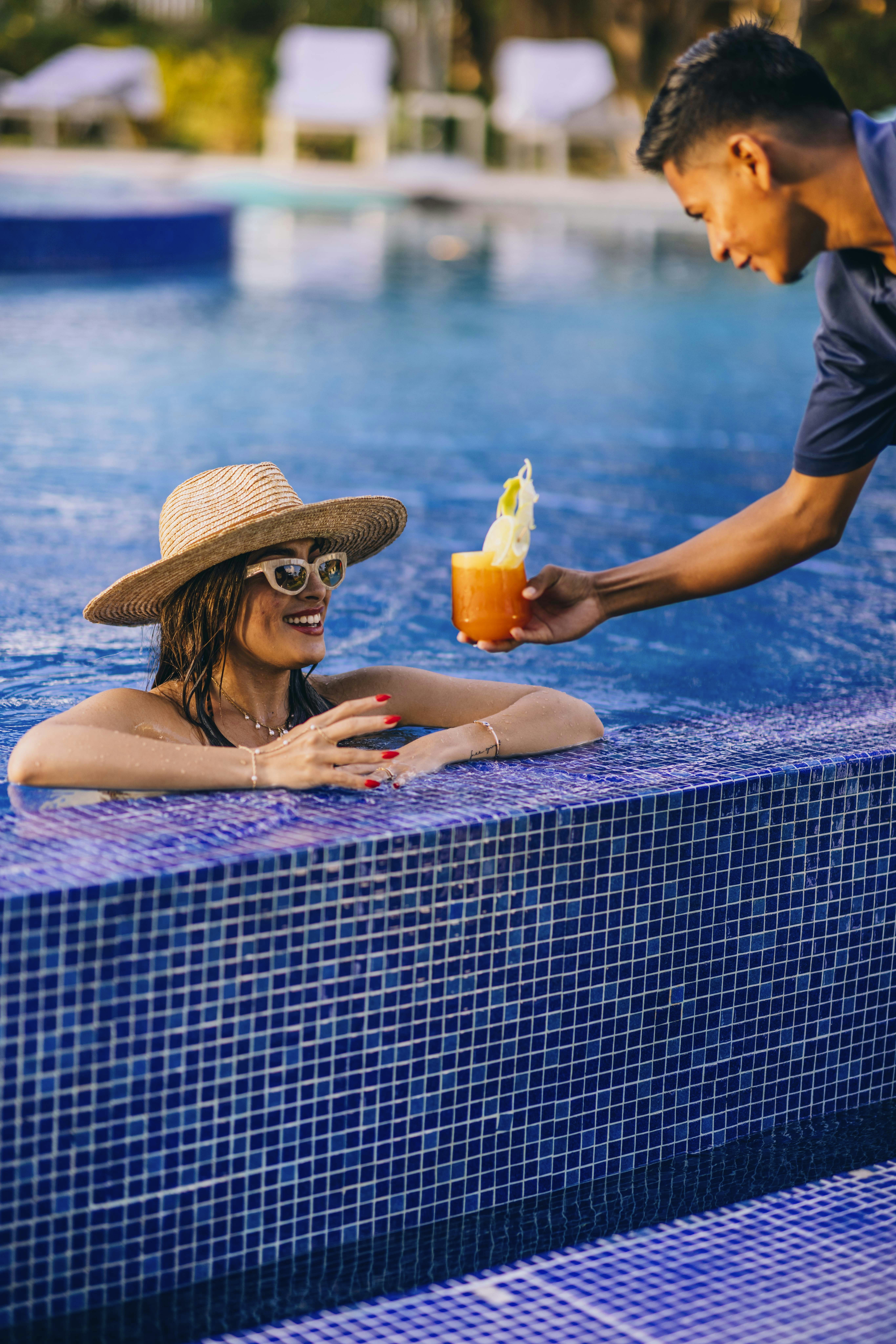 Poolside Bar Service