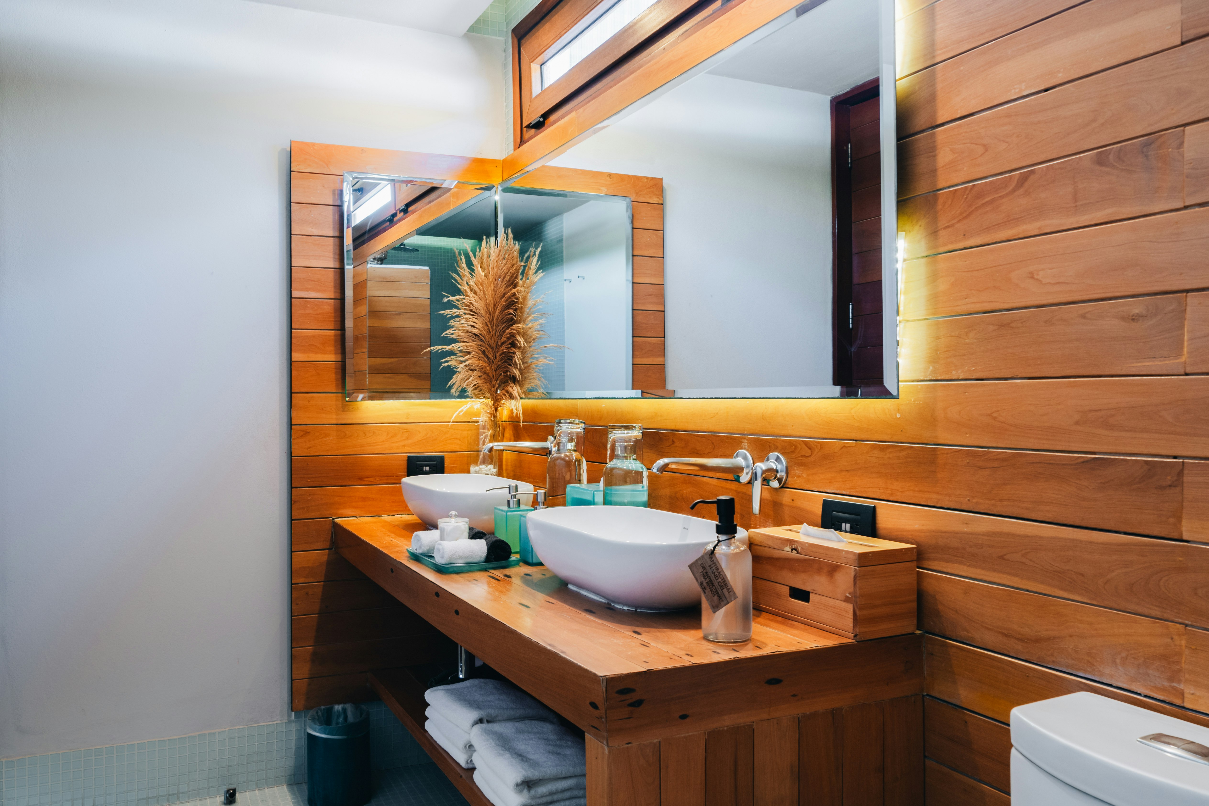 Sea View Room - Bathroom