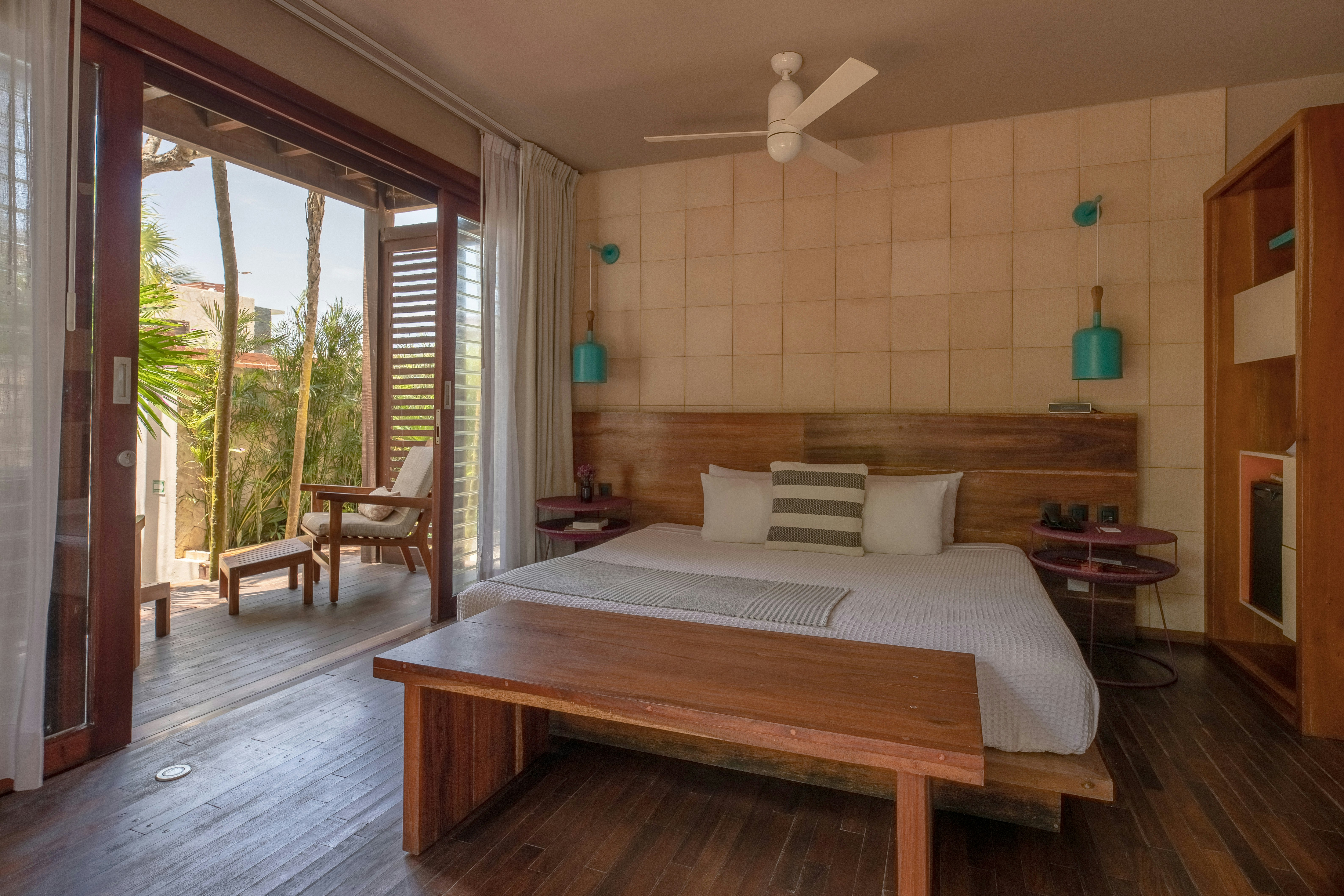 Jungle View Room with Plunge Pool - Bedroom