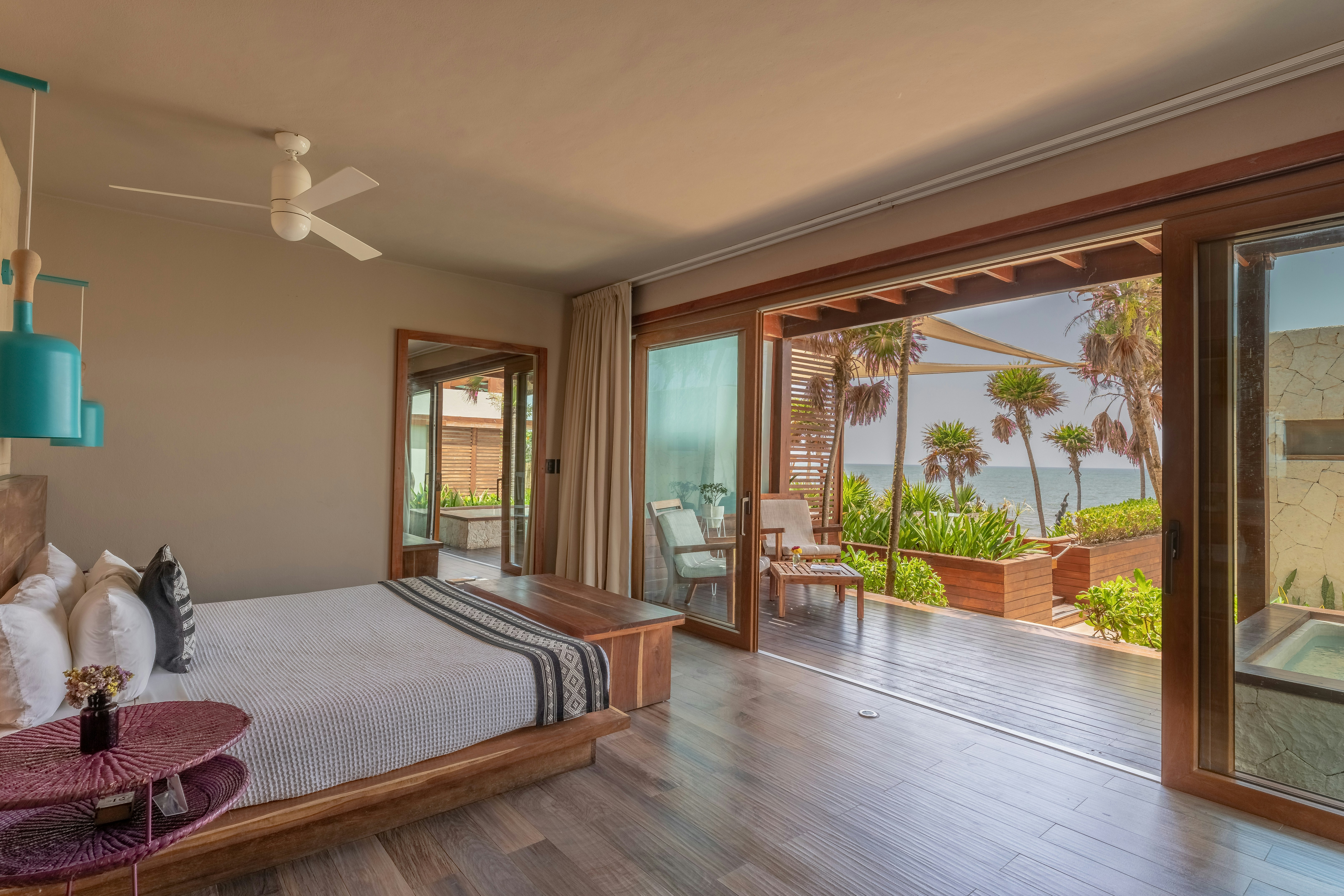 Garden View Room with Plunge Pool - Bedroom