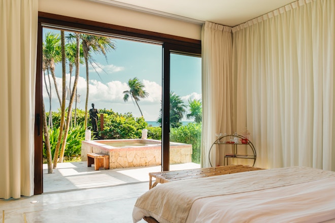 Sea Front Room with Plunge Pool - Bedroom