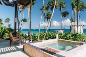 Sea Front Room with Plunge Pool - Pool