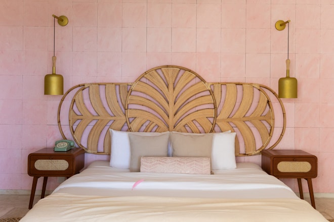 Partial Sea View Room with Plunge Pool - Bedroom