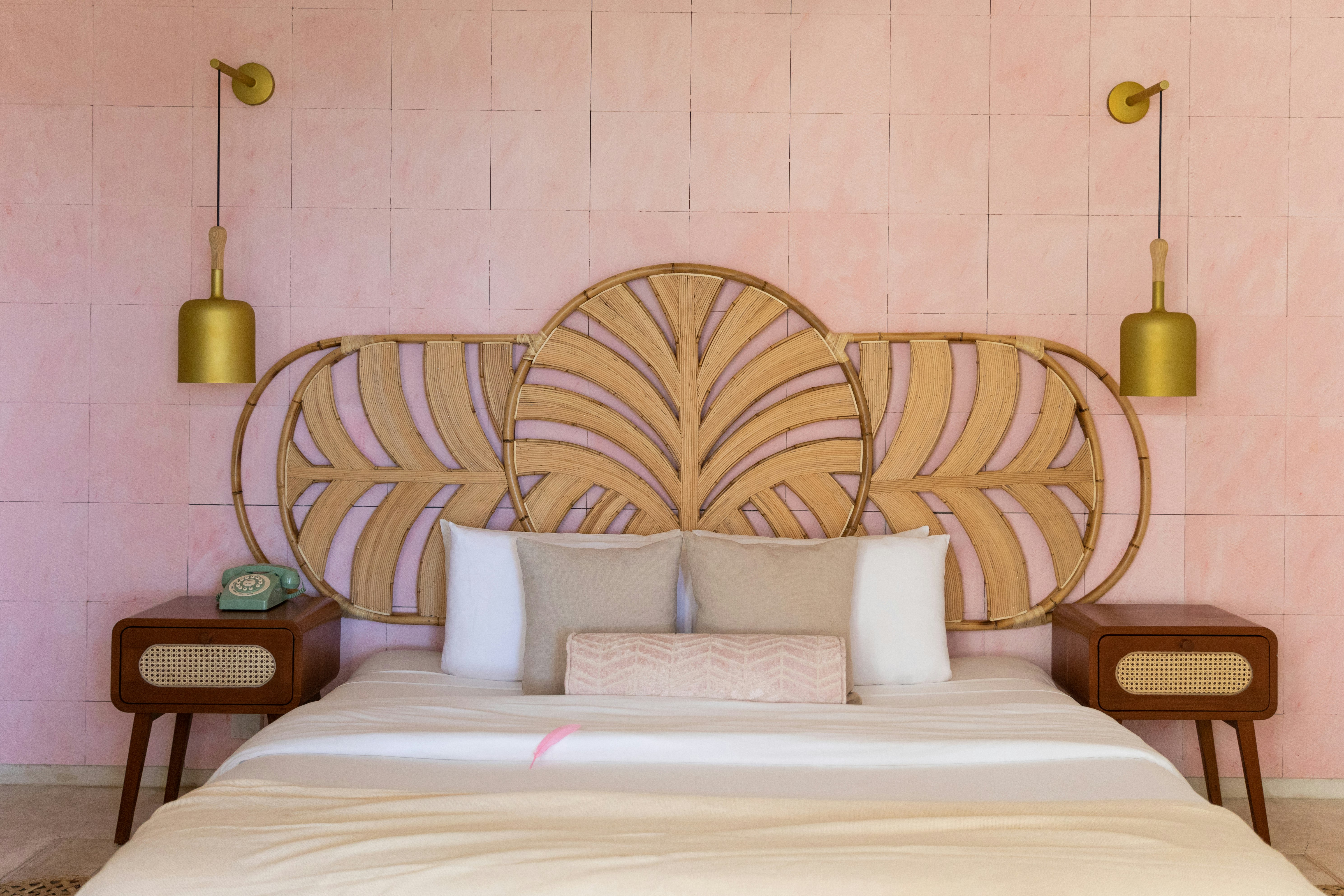 Partial Sea View Room with Plunge Pool - Bedroom