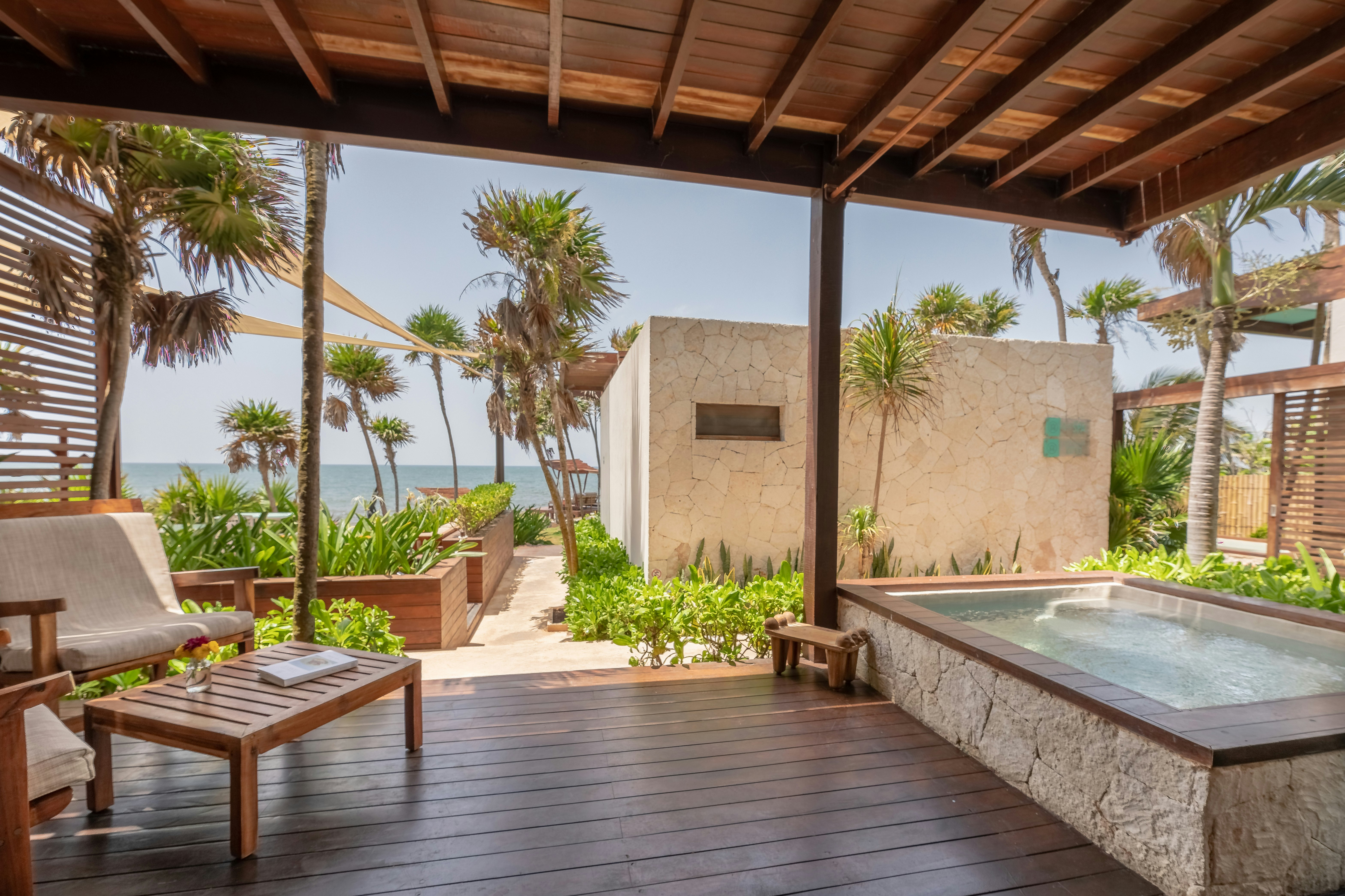 Garden View Room with Plunge Pool - Terrace & Pool