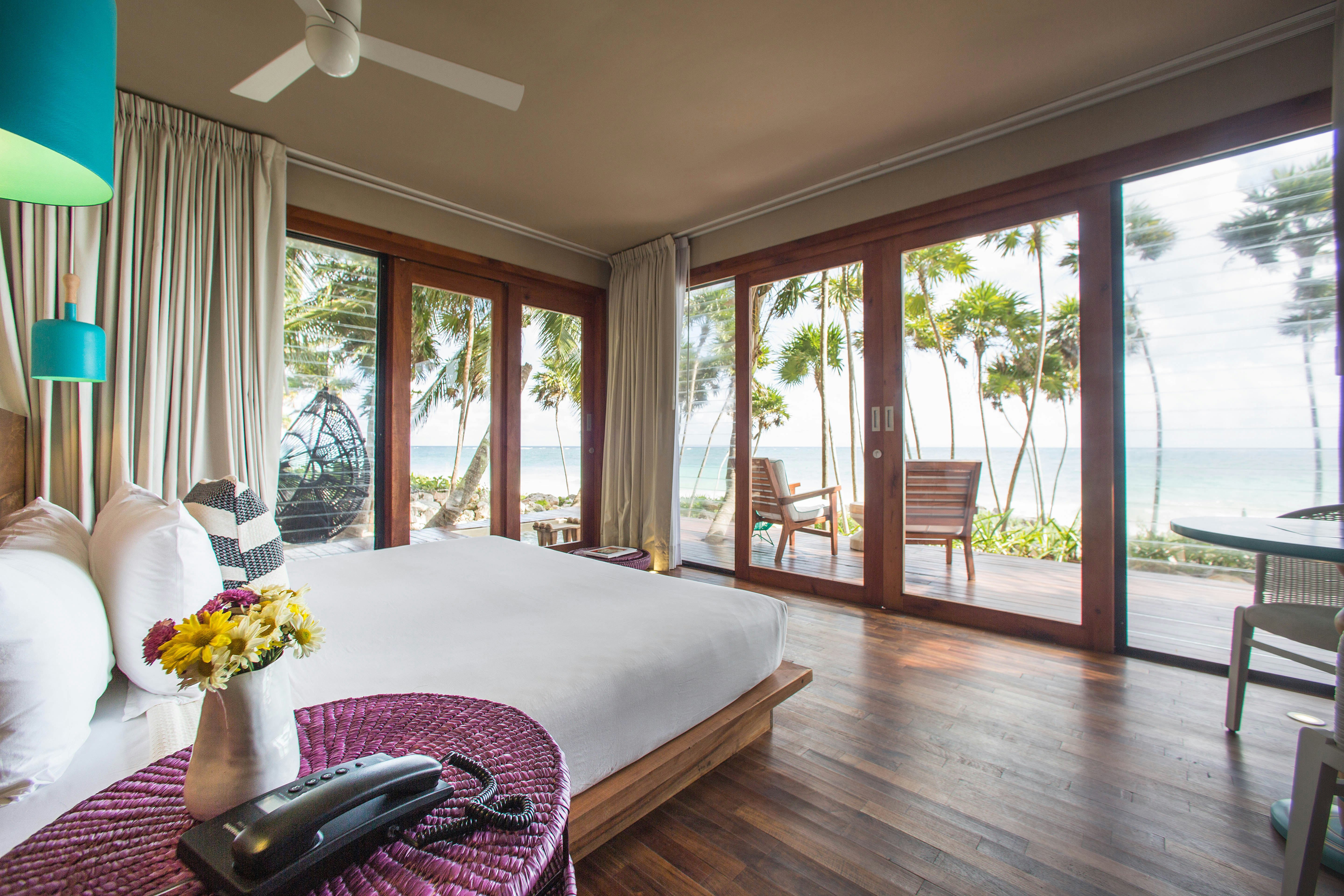 Sea Front Room with Plunge Pool - Bedroom