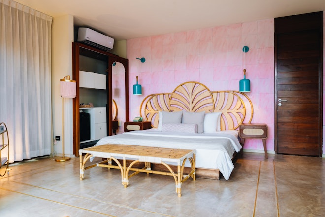 Jungle View Room - Bedroom