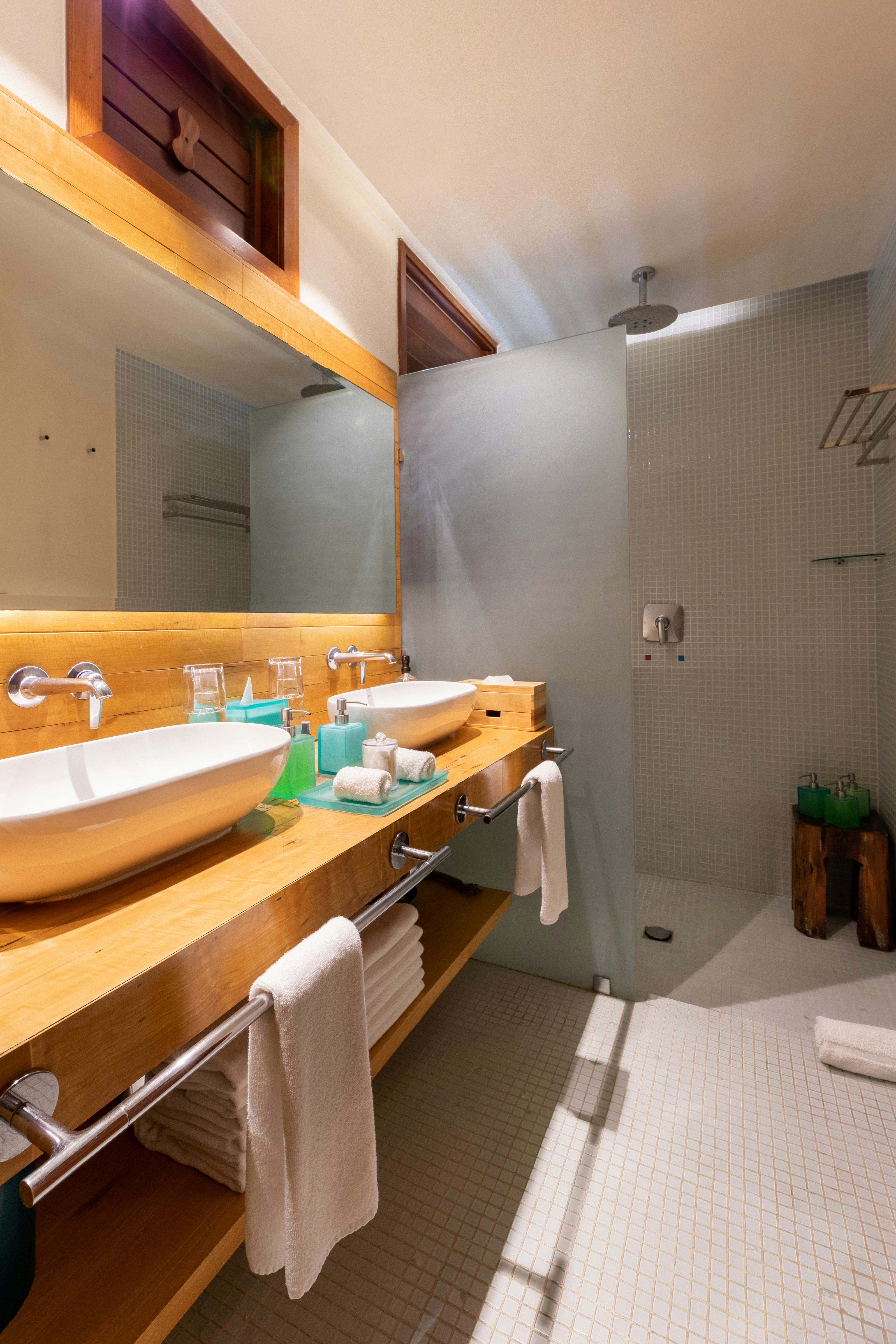 Petite Jungle View Room - Bathroom