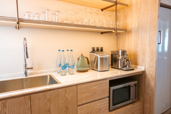 Two Bedroom Ocean Residence with Private Pool - Kitchenette