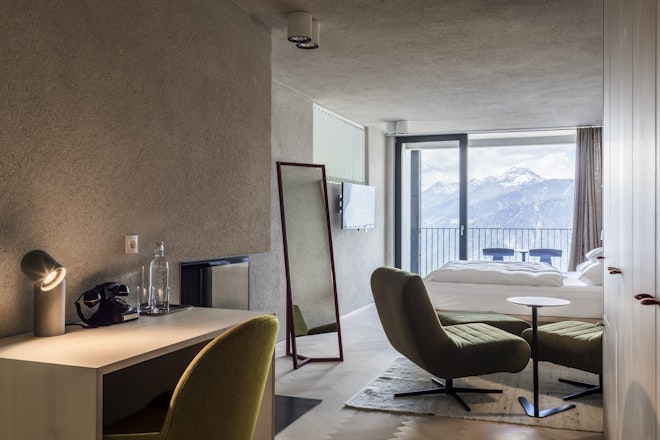 Deluxe Room - Bedroom