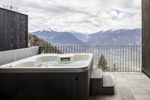 Urban with Jacuzzi - Terrace