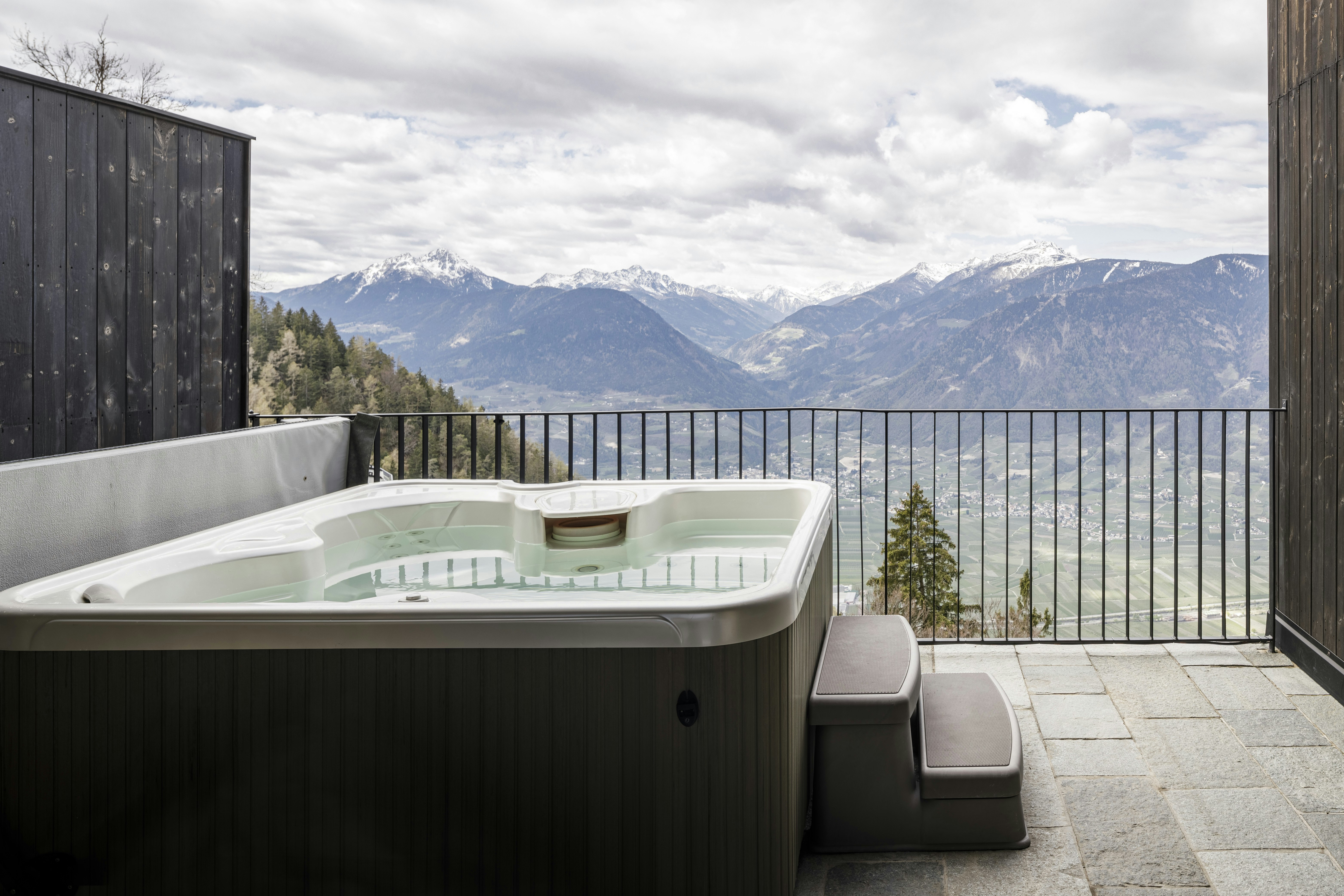 Urban with Jacuzzi - Terrace