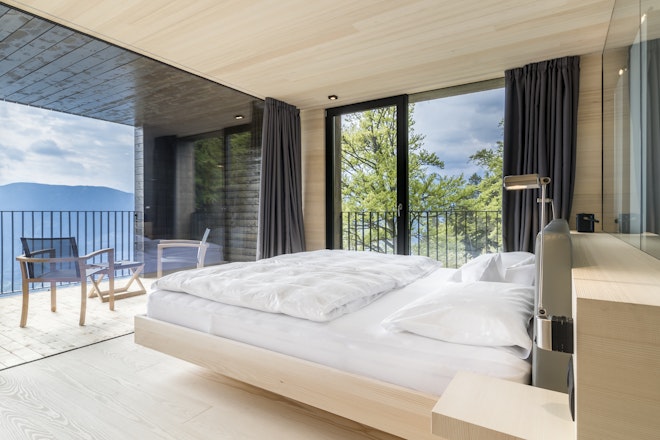 Guest Suite 106 - Bedroom