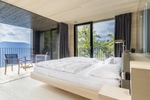 Guest Suite 106 - Bedroom