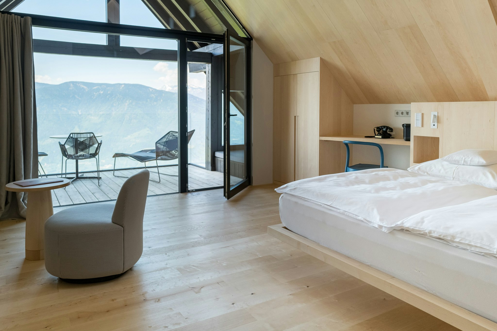 Rooftop Loft - Bedroom