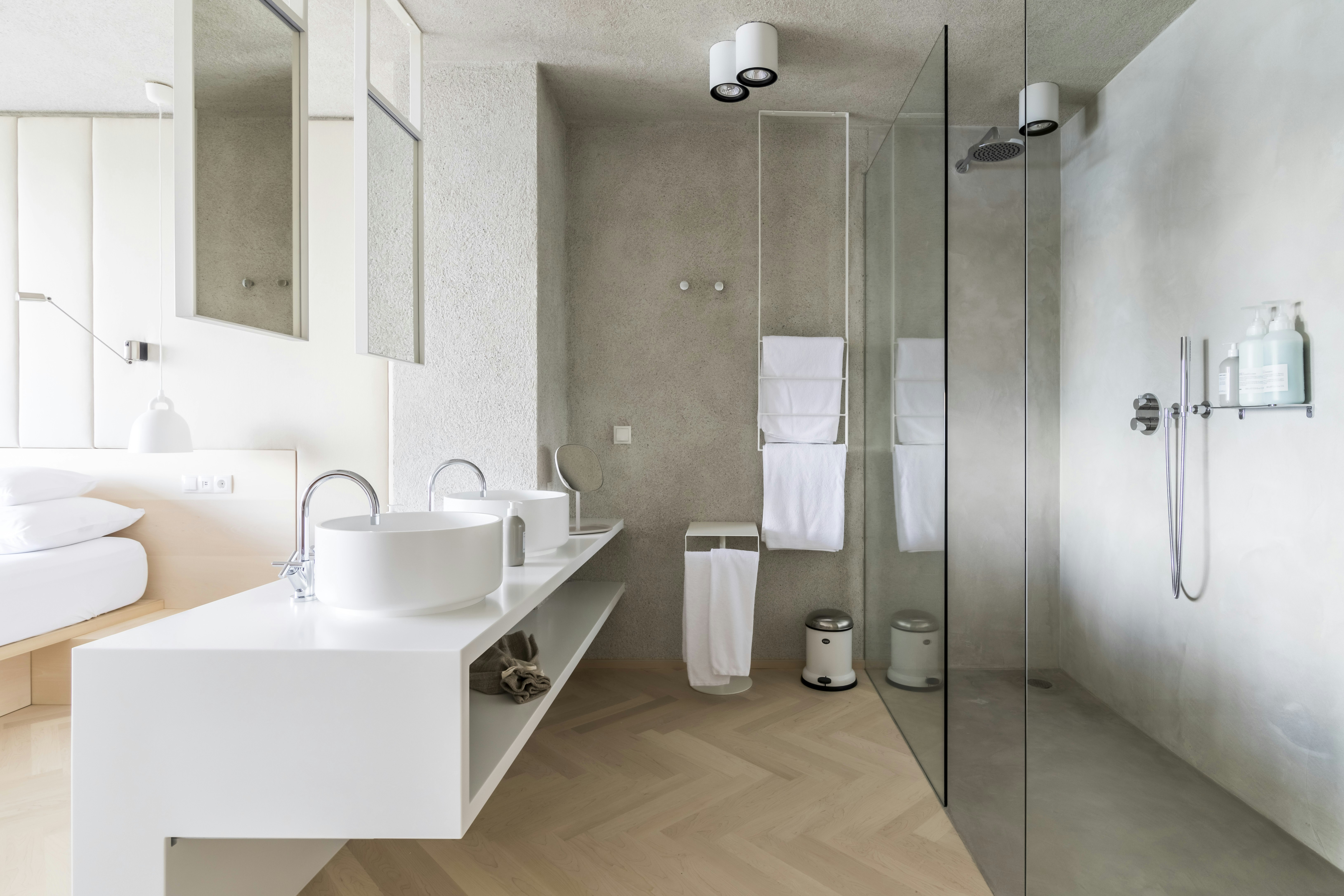 Explorer Basic - Bathroom