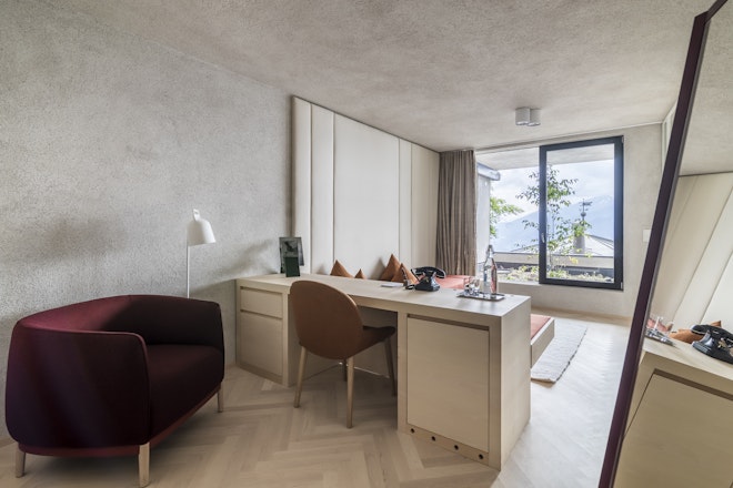 Junior Suite 2nd Floor- Desk