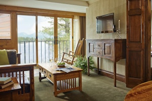 Bear Cub Family Suite