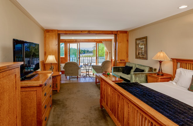 King Lookout Room