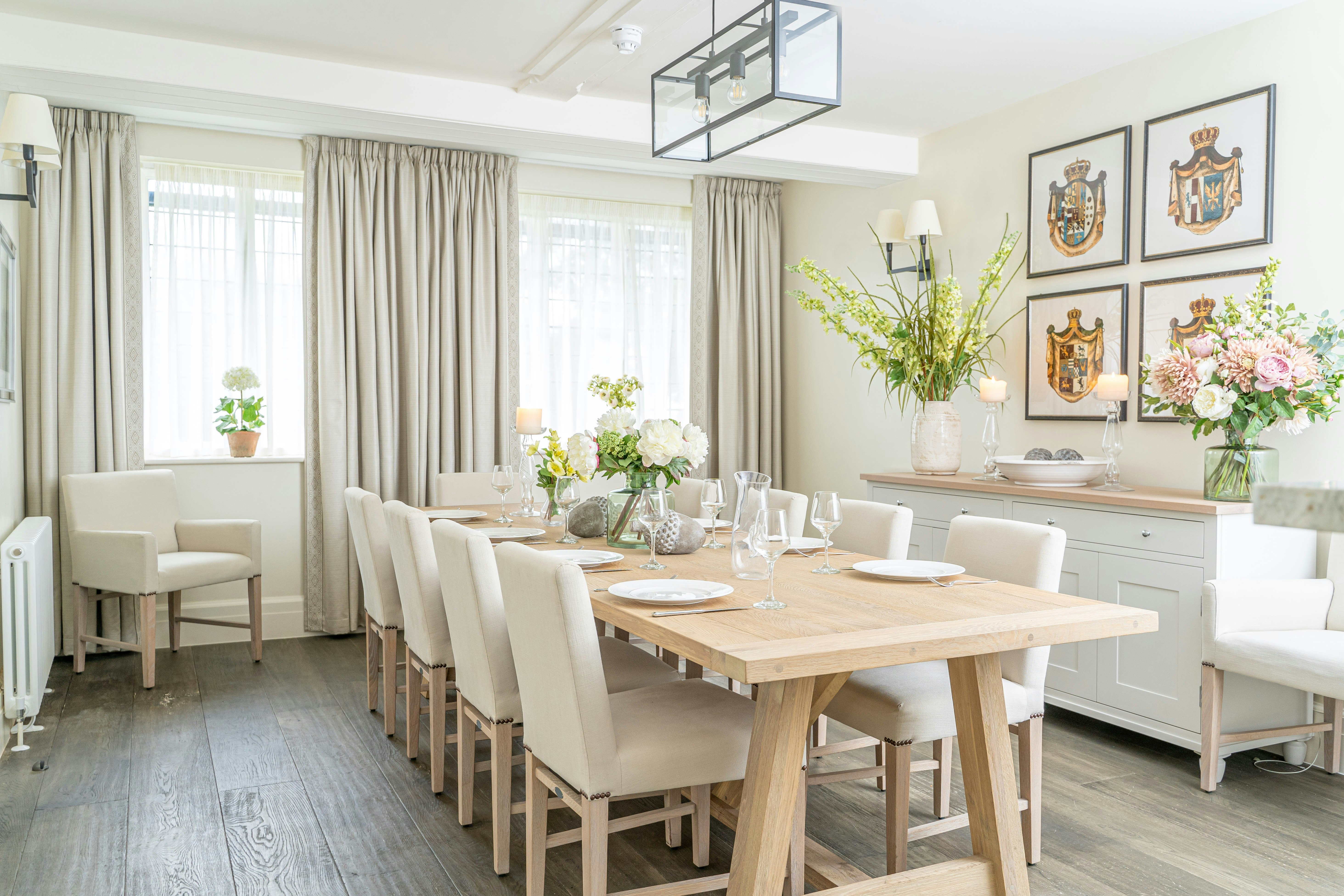 Long White Cloud - Dining Area