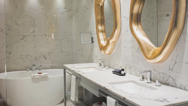 Superior Room Bathroom