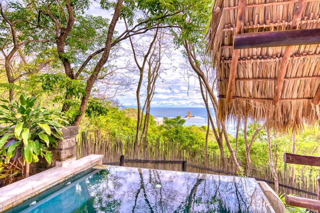 Ocean View Bungalow with Pool - Pool