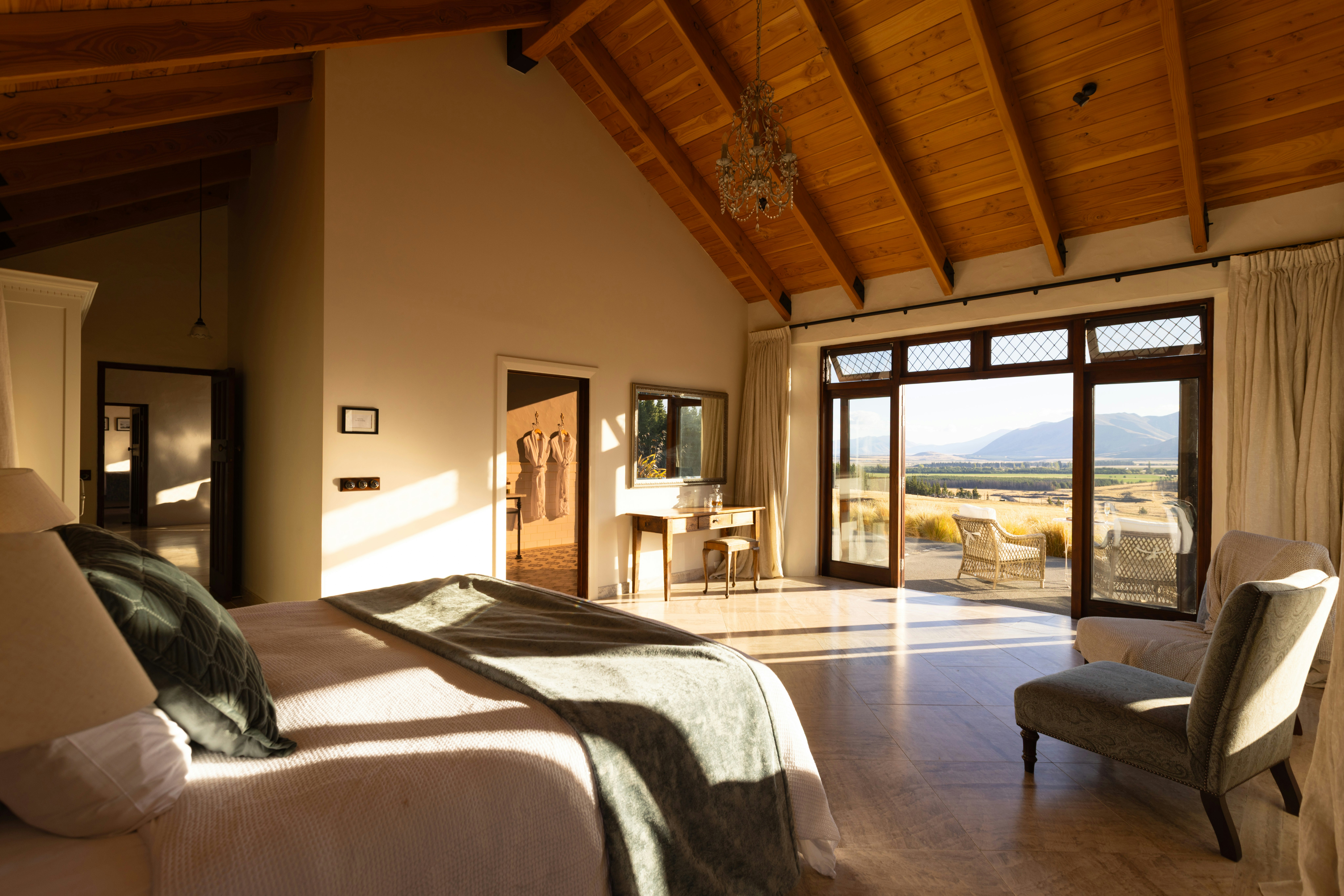 Villa Matariki - Bedroom