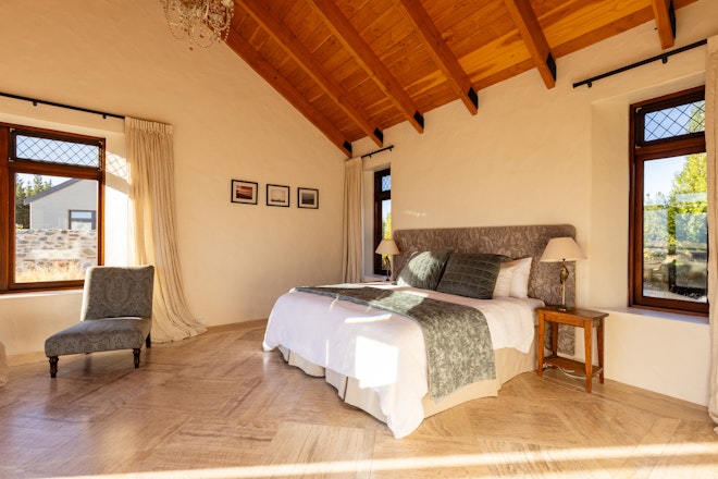 Moraine Villa Bedroom