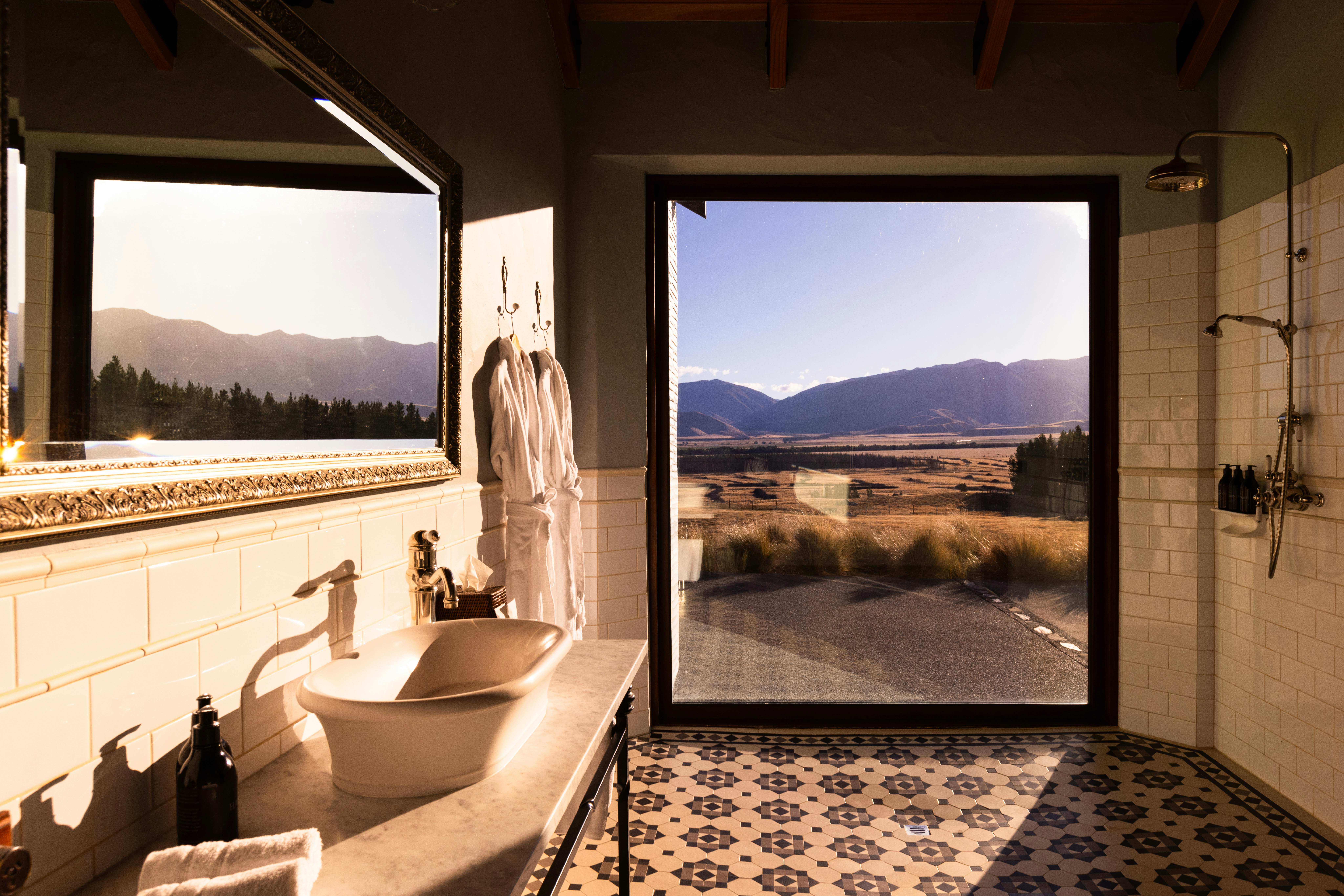 Moraine Villa Bathroom Views