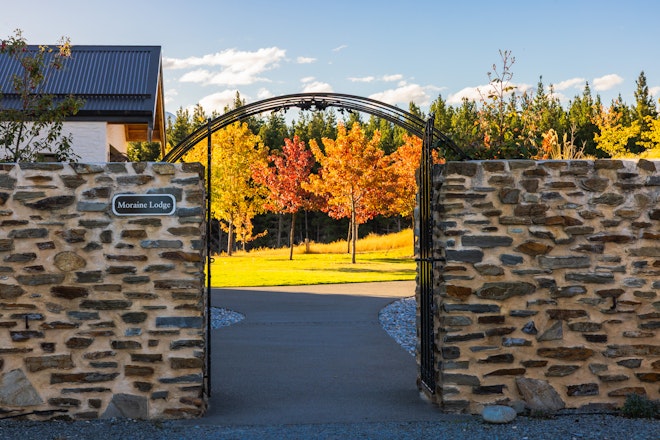 Moraine Villa Entrance